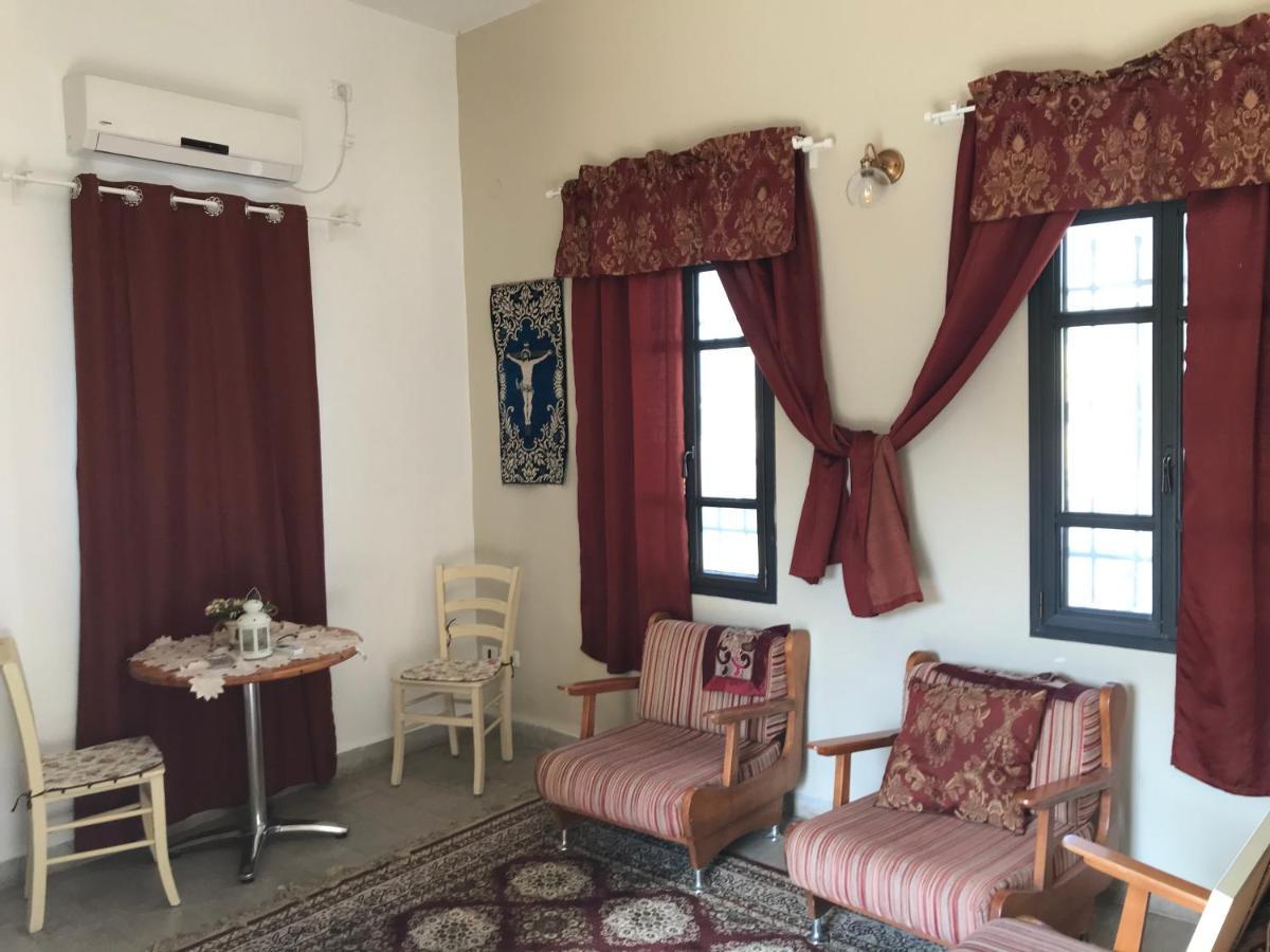 Mi'Ilya Chocolate House Guest House Exterior foto